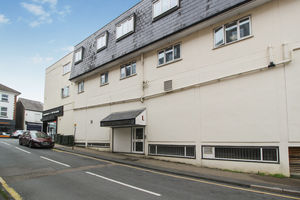 ACCESS TO FLATS- click for photo gallery